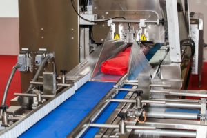 חוסכים בעלויות העסק – הפתרון האידיאלי לחיסכון בזמן ובעלויות עם מכונות אריזה